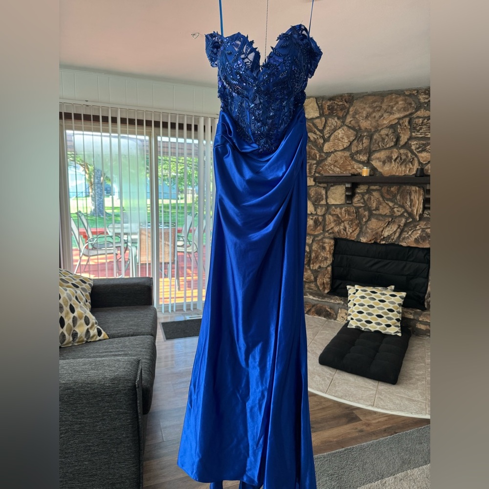 Royal blue prom dress.